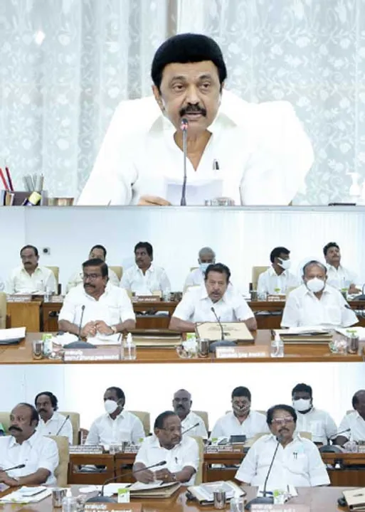  தமிழ்நாடு எந்த கண்டிஷனில் உள்ளது? -முதல்வரிடம் அதிகாரிகள்! ரிப்போர்ட்!