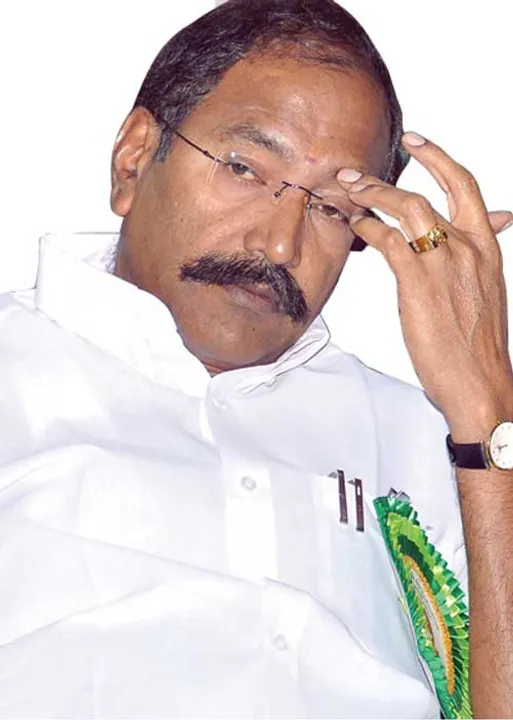  பெண் கவுன்சிலர்களுக்கு மிரட்டல்! -மாஜி தங்கமணி ஆட்கள் அடாவடி!