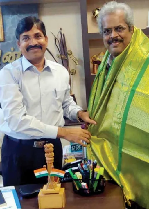  ரிட்டையர்டு ஆகும் அதிகாரிகளிடம் பேரம்! படியாவிட்டால் சஸ்பெண்ட்! -அதிர்ச்சியில் அரசு ஊழியர்கள்!