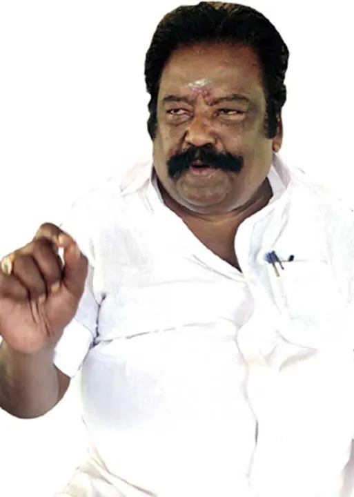  ஓ.பி.எஸ். வேட்டியை அவிழ்க்கப் பார்க்கிறார்கள்! மாஜி எம்.எல்.ஏ. ஆவேசம்!