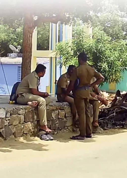  FOLLOW UP குழந்தைகளிடம் தீண்டாமை! குற்றவாளிகள் ஊருக்குள் நுழைய தடை!