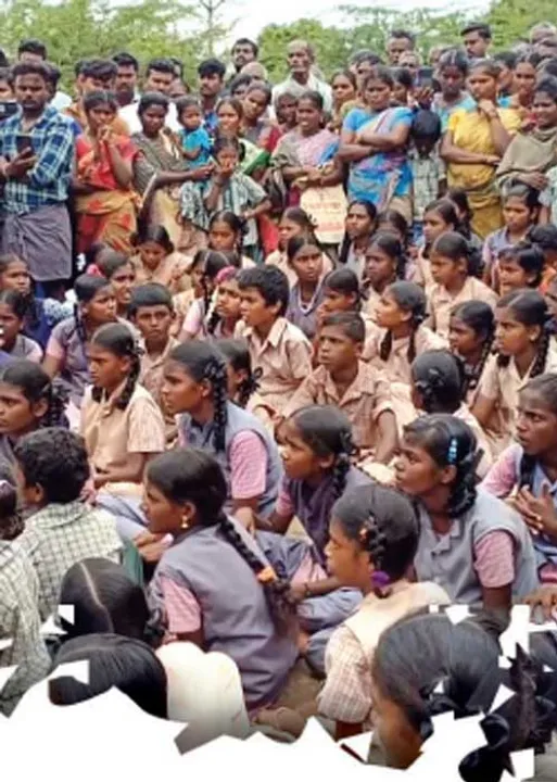  வகுப்பறைக்குள் அத்துமீறிய ஆசிரியர்?! போக்சோவில் கைது!