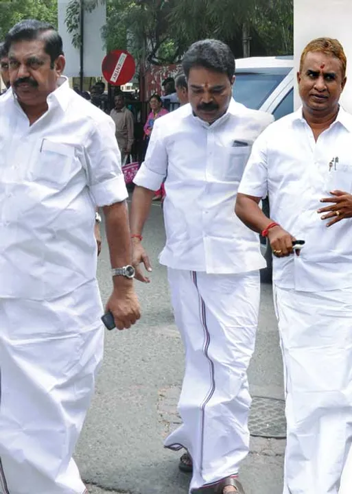  கொடநாட்டில் ஒரு லட்சம் கோடி கொள்ளை! -சிக்கும் புதிய குற்றவாளிகள்!