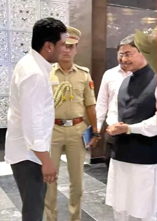 ராங்கால் தலைவரான கார்கே! தாக்குப் பிடிக்குமா காங்கிரஸ்? கவர்னரிடம் நெருங்கிய சசி குடும்பம்!