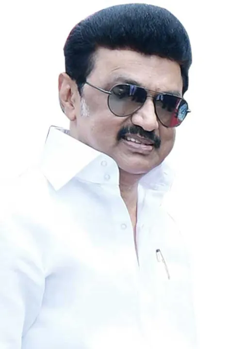  ராங்கால் தவறாக வழி நடத்திய அதிகாரிகள்! -அதிர்ச்சியில் கவர்னர் சூடுபிடித்த தேர்தல் களம்! ஜெ பொருட்கள் ஏலம் ! கர்நாடகா அதிரடி! களத்தில் 13 அமைச்சர்கள்! சூடுபிடித்த இடைத்தேர்தல் மேட்ச்!