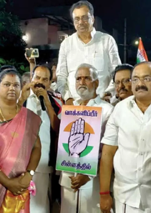  ஈரோடு இடைத்தேர்தல் சூடுபிடிக்கும் பிரச்சாரம்! -தேர்தல் திருவிழாவுக்கு ஆயத்தமாகும் மக்கள்!
