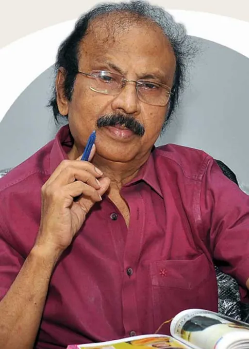  கருப்பு + சிவப்பு = புரட்சி! -ரைட்டர், டைரக்டர் லியாகத் அலிகான்