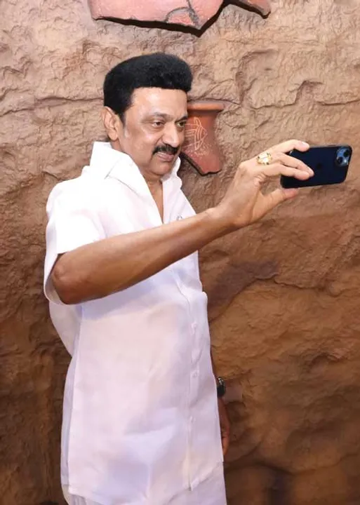  ராங்கால் நெகட்டிவ் இமேஜை உடைத்தெறிந்த முதல்வர்! அதிர்ச்சியில் அதிகாரிகள் தரப்பு! குட்டையைக் குழப்பும் சசி! எரிச்சலில் எடப்பாடி! கோட்டையில் கடித முற்றுகை! பா.ம.க.வின் அரசியல் மூவ்!
