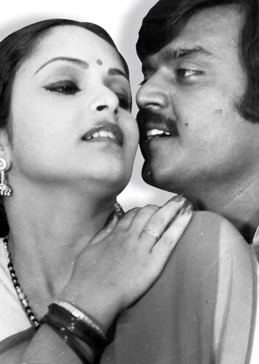  கருப்பு + சிவப்பு = புரட்சி! -திரைப்பட இயக்குநர் - வசனகர்த்தா லியாகத் அலிகான்  (20)
