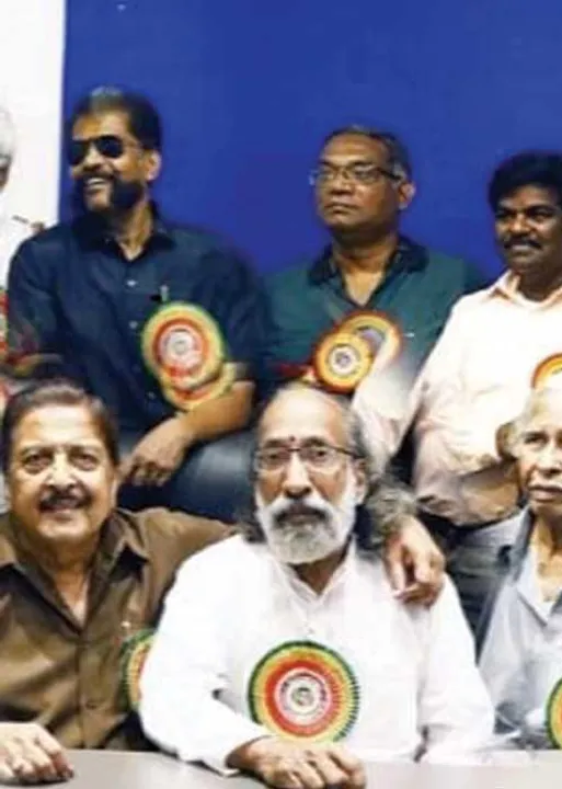 முப்பெரும் கலைஞர்களின் நூற்றாண்டு விழாக் கொண்டாட்டம்! -அசத்திய அம்பத்தூர் ஓவியக் கண்காட்சி