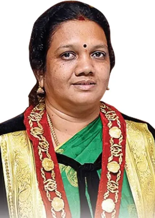  தடதடக்கும் மேயர் நாற்காலி! -மதுரை பரபரப்பு