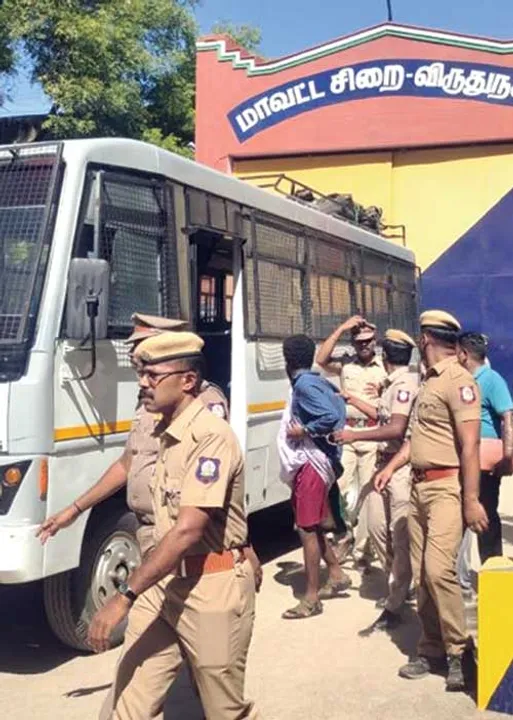  சாதி மோதல்! ரணகளமான விருதுநகர் சிறை!