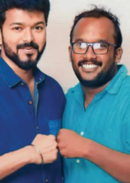  விஜய் மக்கள் இயக்க நிர்வாகி மீது விபச்சார வழக்கு!