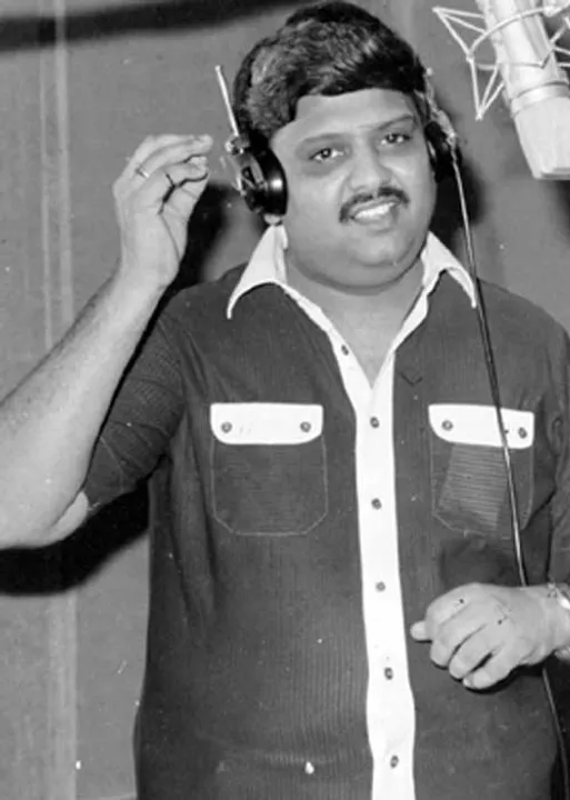  கருப்பு + சிவப்பு = புரட்சி! -திரைப்பட இயக்குநர் -வசனகர்த்தா லியாகத் அலிகான்  (46)