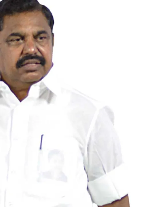  எடப்பாடியின் பதவிக்கு ஆபத்து! லகானை எடுக்கும் மோடி!