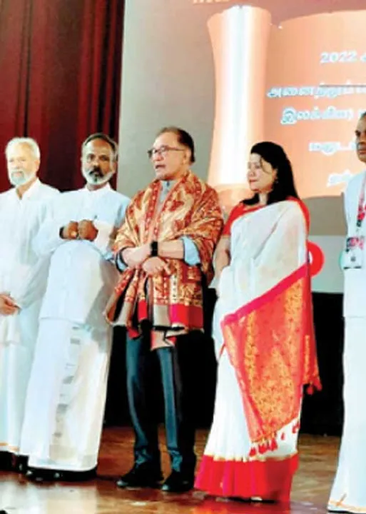  மலேசியாவைத் திகைக்க வைத்த உலகத் தமிழ் ஆராய்ச்சி மாநாடு!