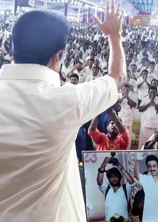  இரக்கமற்ற மோடி அரசு! -முப்பெரும் விழாவில் மு.க.ஸ்டாலின் ஆவேசம்!