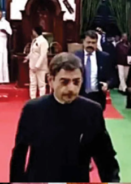  தனித் தீவான ராஜ்பவன்!