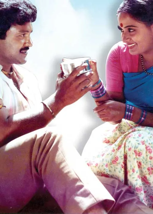  கருப்பு + சிவப்பு = புரட்சி! -திரைப்பட இயக்குநர் -வசனகர்த்தா லியாகத் அலிகான்  (100) 