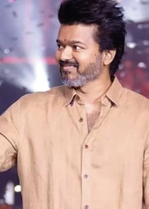  'க்' வைத்த விஜய்! வேகமெடுக்கும் அரசியல்!