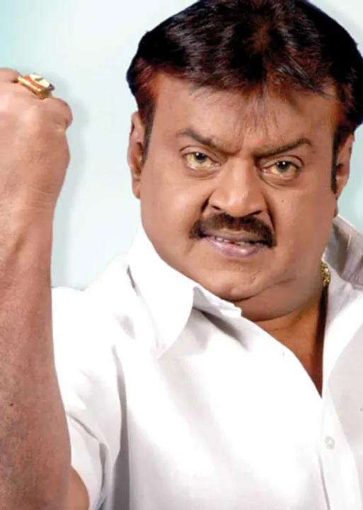  கருப்பு + சிவப்பு = புரட்சி! -திரைப்பட இயக்குநர் -வசனகர்த்தா லியாகத் அலிகான்  (105) 