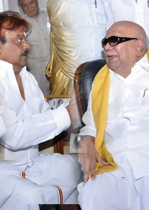  கருப்பு + சிவப்பு = புரட்சி! -திரைப்பட இயக்குநர் -வசனகர்த்தா லியாகத் அலிகான்  (109) 