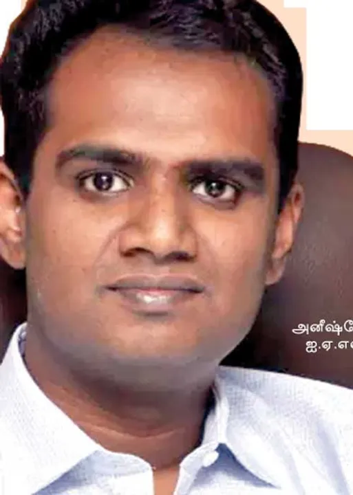  ஐ.ஏ.எஸ். அதிகாரி ராஜினாமா! -அதிர்ச்சியில் கோட்டை! பின்னணி சீகரட் !
