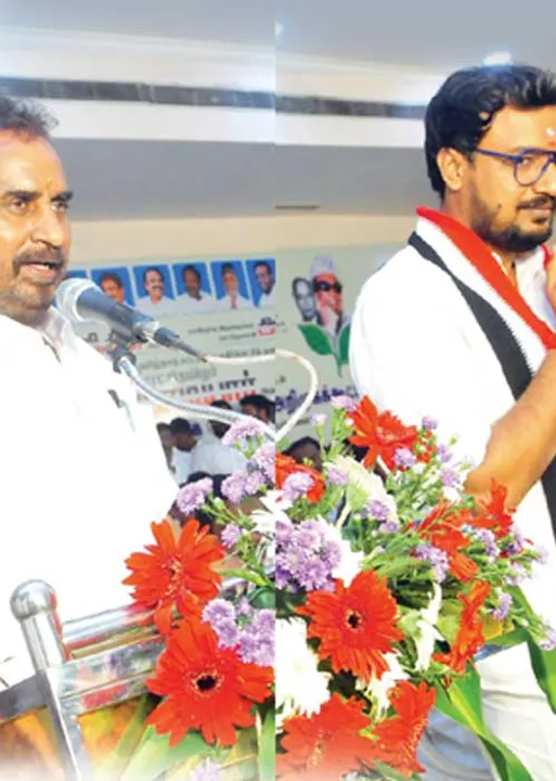  தாமரைக்கு "ஜே!' எடப்பாடிக்கு எதிராக வேலுமணி.. -கோவை களேபரம்!