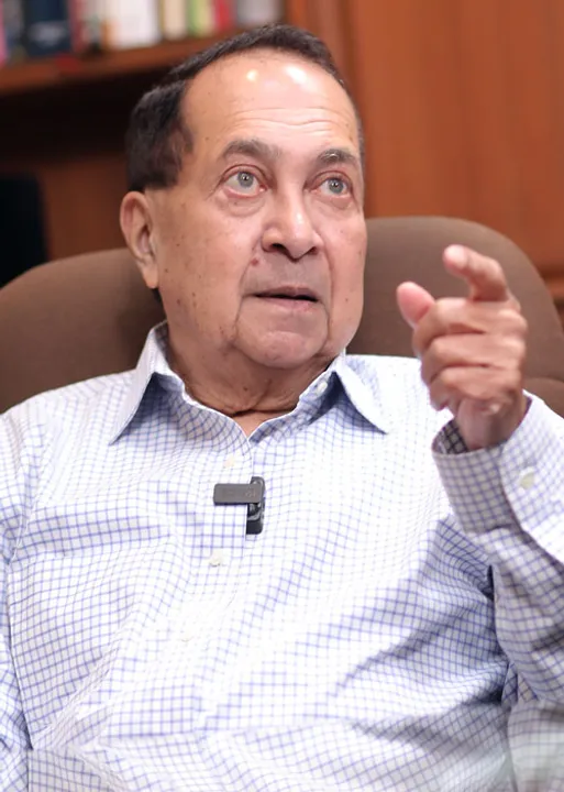  5 ஆண்டுகள் நிலைக்குமா என்பது கேள்விக்குறிதான்...! "இந்து' என்.ராம் பேட்டி! சென்ற இதழ் தொடர்ச்சி... 