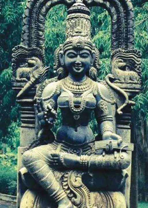  காலவெளியில் கைவீசி நடக்கும் தமிழன்னை - சேலம் தெ . சுமதிராணி