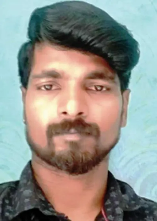  சாதித் திமிர் வில்லன்! எதிர்க்கத் திரண்ட மக்கள்!
