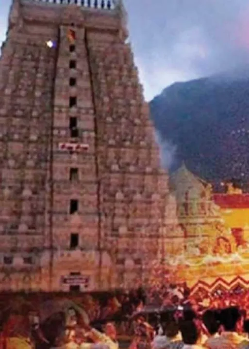  அடியாரைக் கருவியாக்கும் ஆண்டவன்! - எம்.ஆர். கிருஷ்ணன்