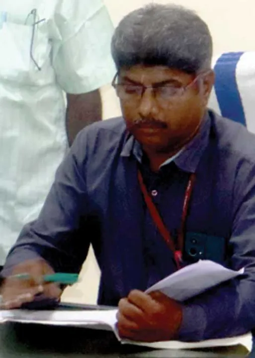  முட்டல் மோதல் ! தஞ்சை தமிழ் பல்கலைக்கழக சர்ச்சை