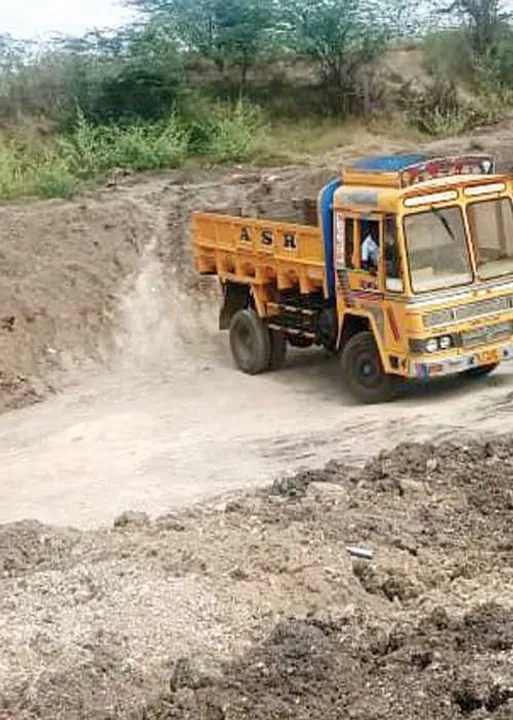  மணல் கொள்ளையரிடம் லஞ்சம்! டைரியில் சிக்கிய அதிகாரிகள்!