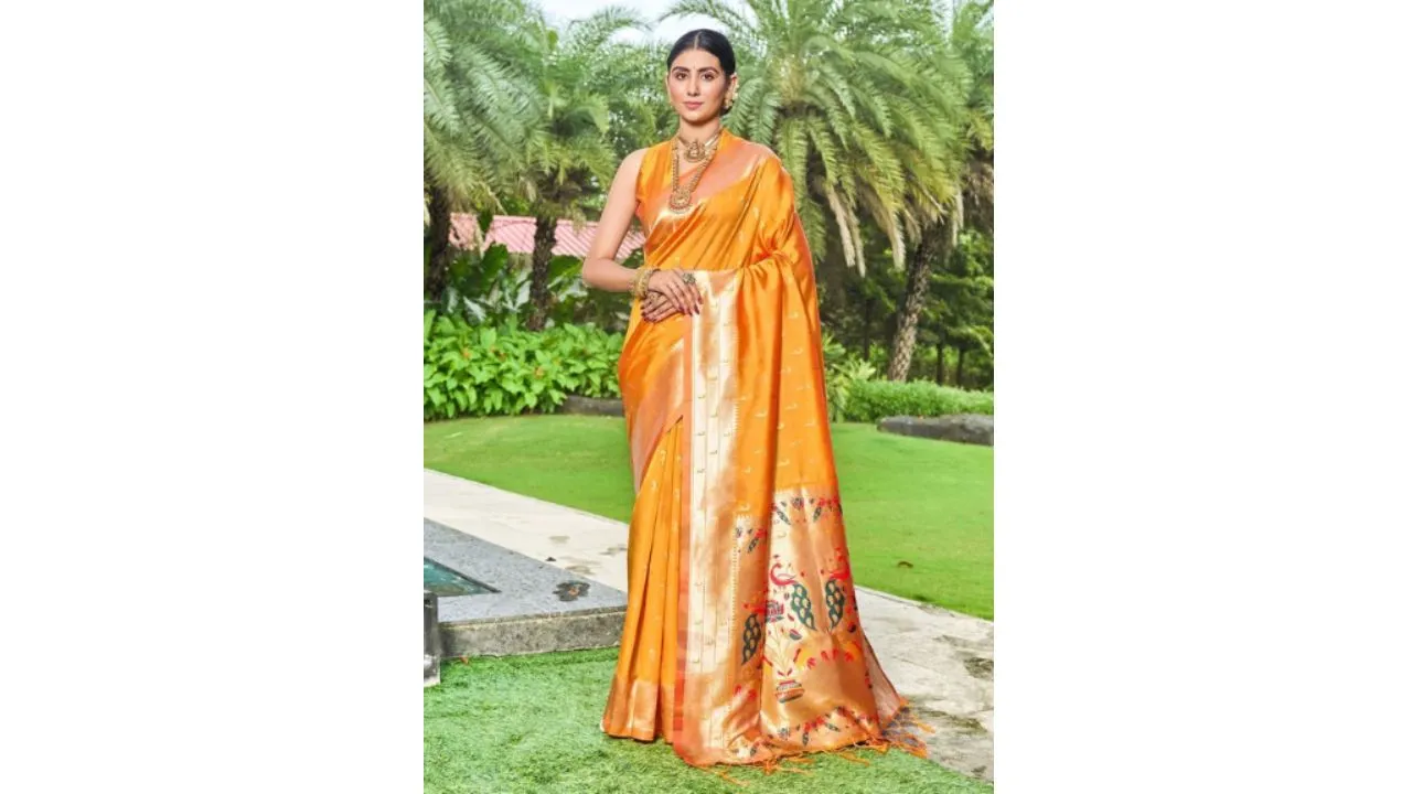 Design Zari Paithani Saree