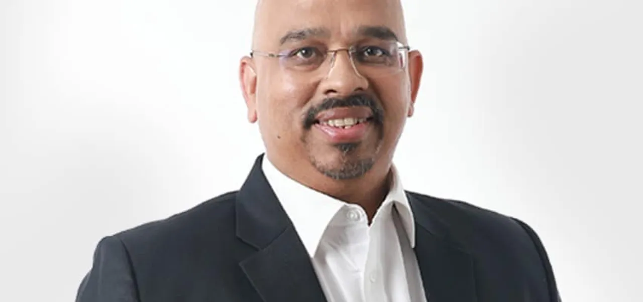 Database Management Snehashish Bhattacharjee, Global CEO & Co founder Denave