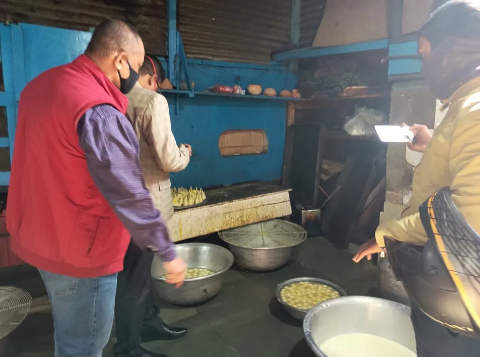 Guwahati: GMC Conducts Inspection Drive Against Business Establishments