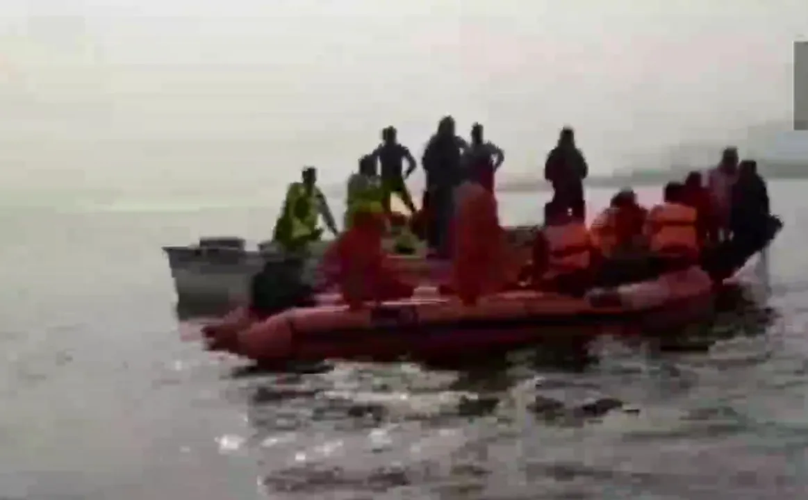 Boat Capsizes in Jharkhand, Rescue Operations Underway