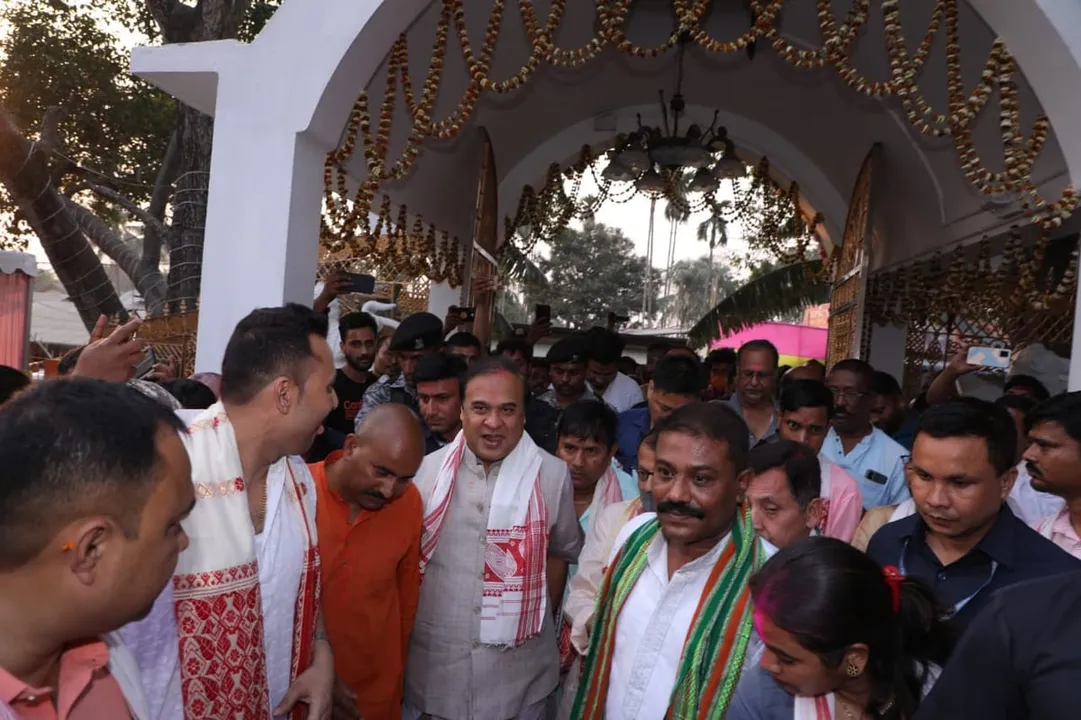 Assam CM Visits Doul Govindo Temple on the Occasion of Holi