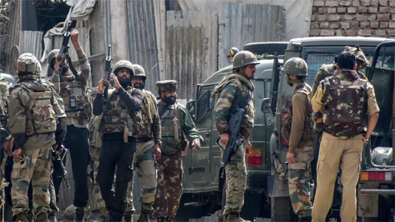 3 JeM Terrorist Associates Arrested In J&K's Pulwama