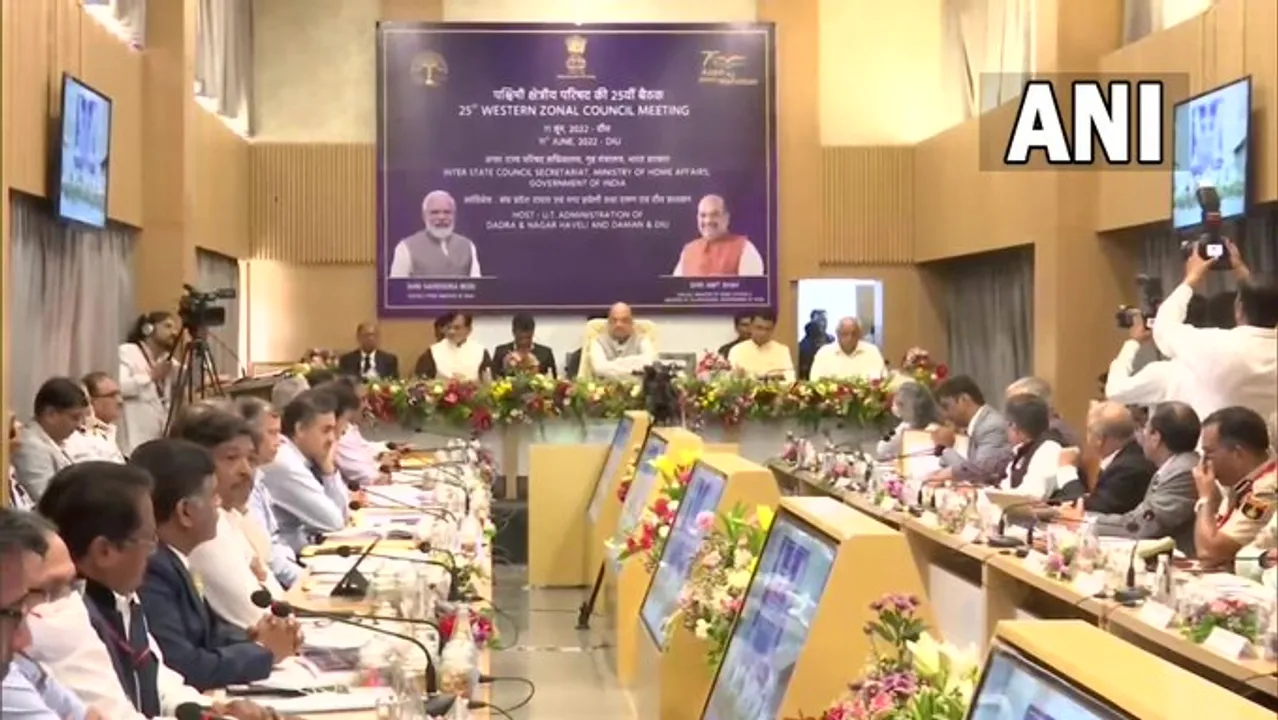 Amit Shah Chairs Western Zonal Council Meet