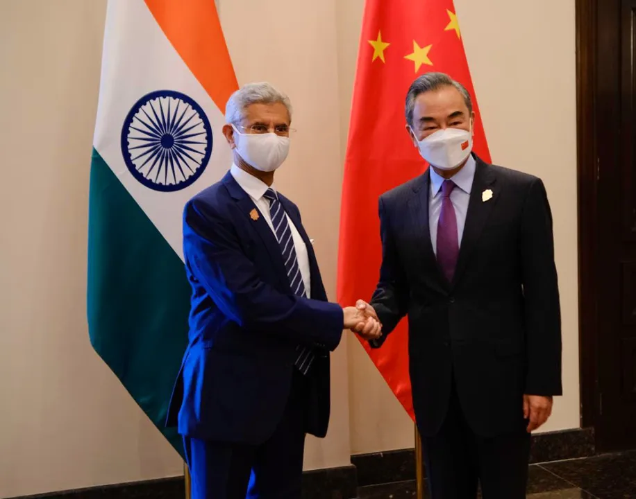 S Jaishankar Meets Chinese Foreign Minister, Discuss Border Issues
