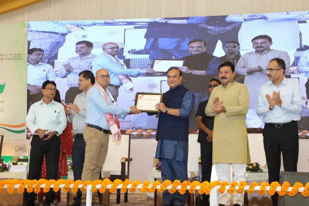 Assam: 99 Non-Gazetted Officials Presented Lok Sewa Award