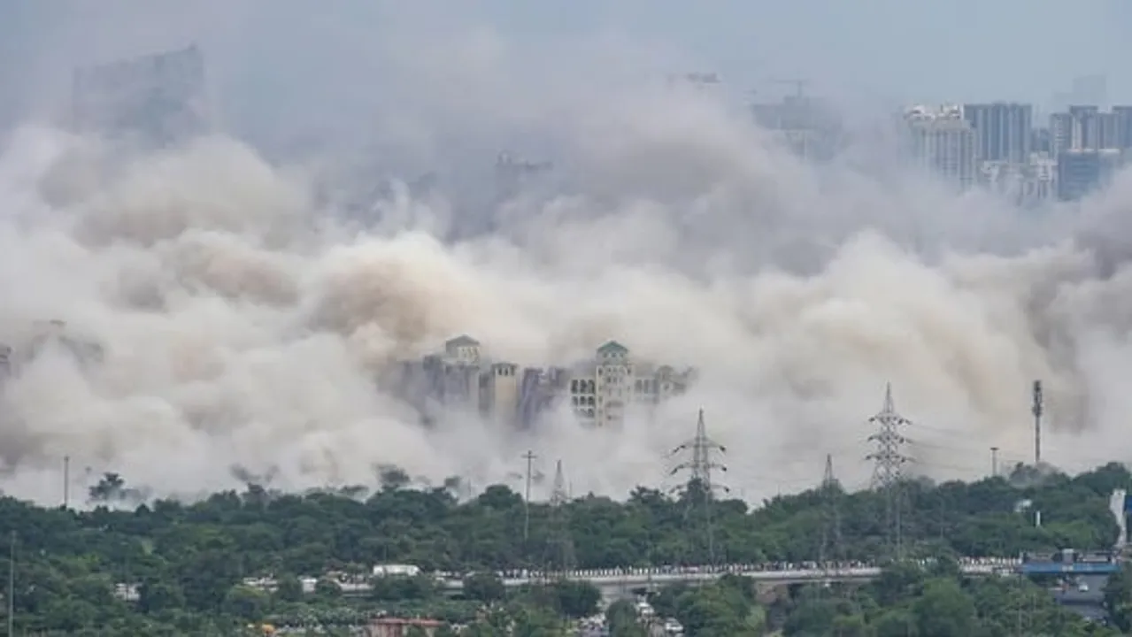 After Demolition, Now Debris A Concern For Noida Residents Near Twin Towers