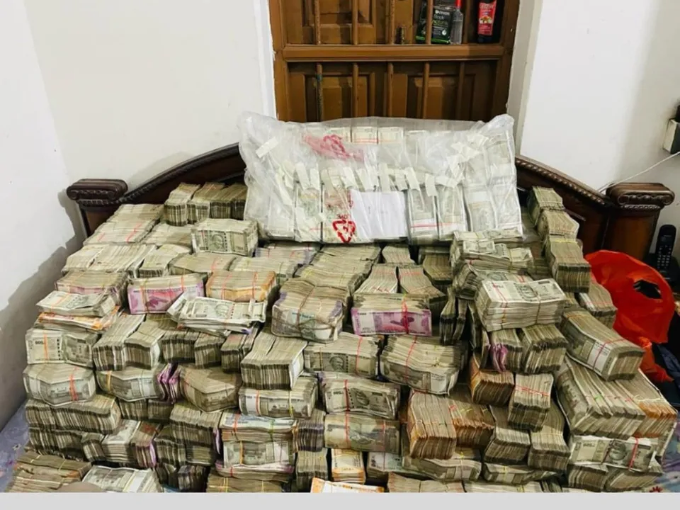 Fraud Mobile Gaming App: ED Seizes Over Rs 7Cr After Raids in Kolkata