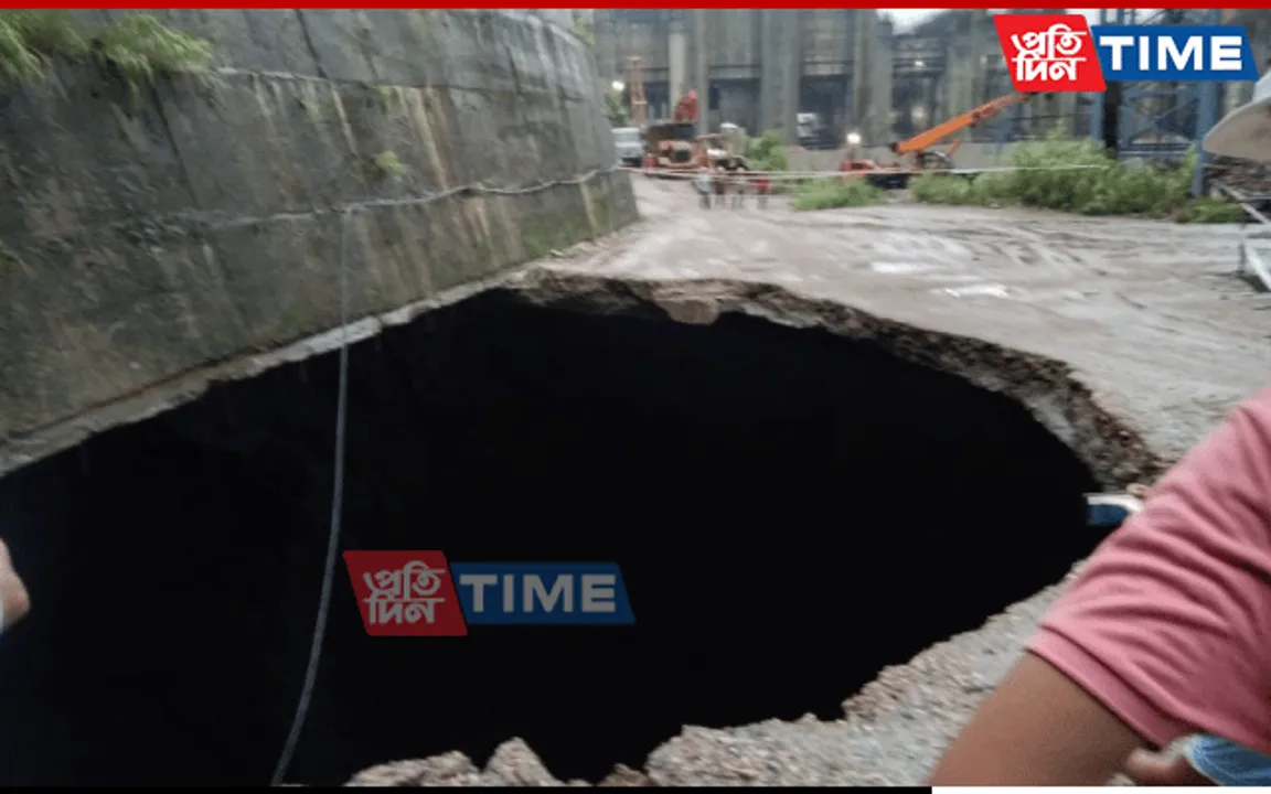 Assam: Sinkhole Appears On Left Bank Of NHPC's Lower Subansiri Project