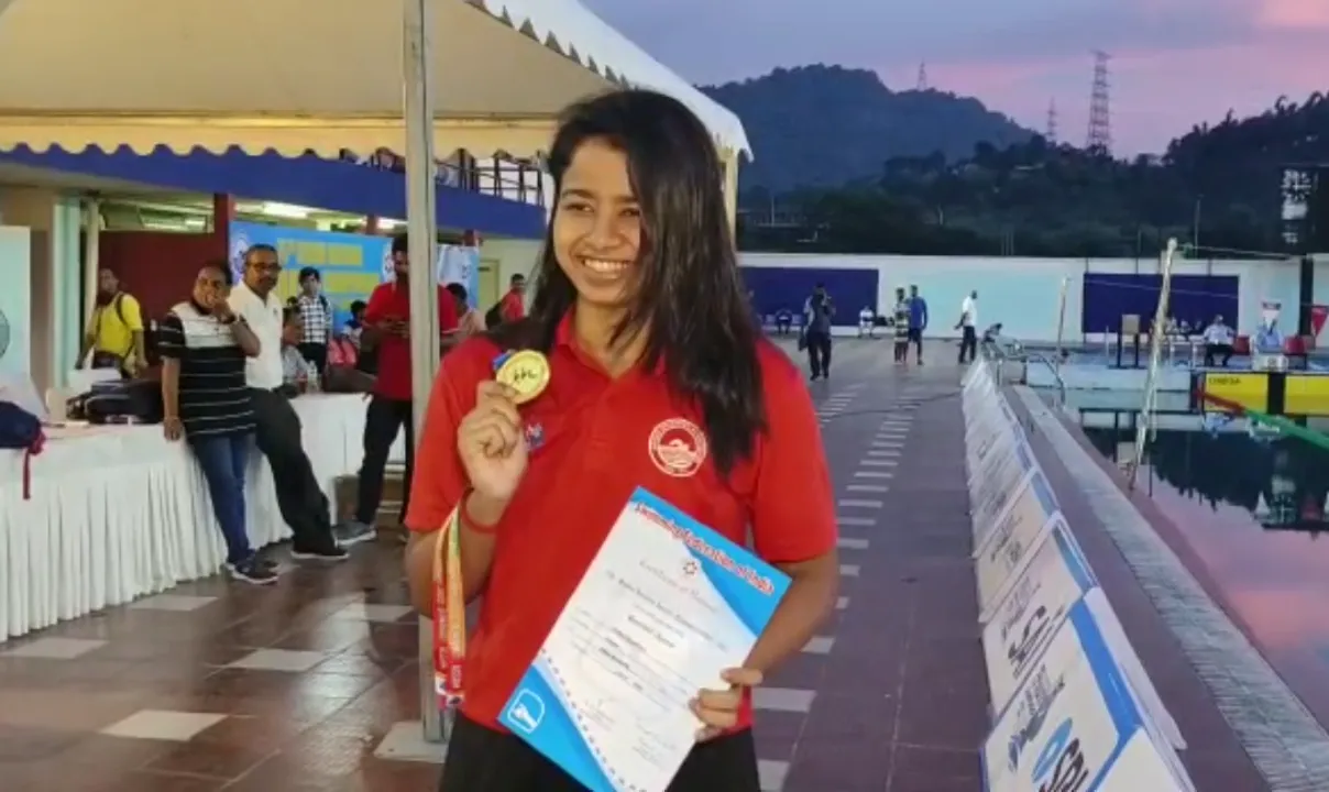 Astha Choudhury Sets New Record at National Aquatic Championships