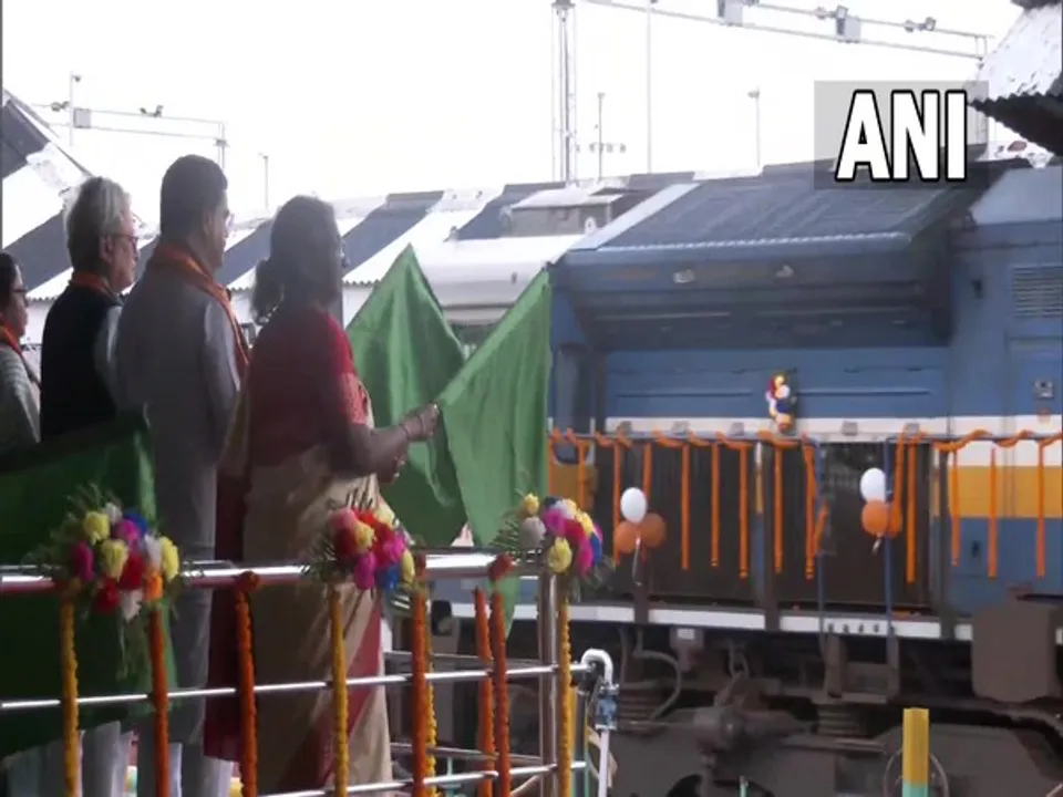 Prez Murmu Flags Off First Kolkata-Agartala Train