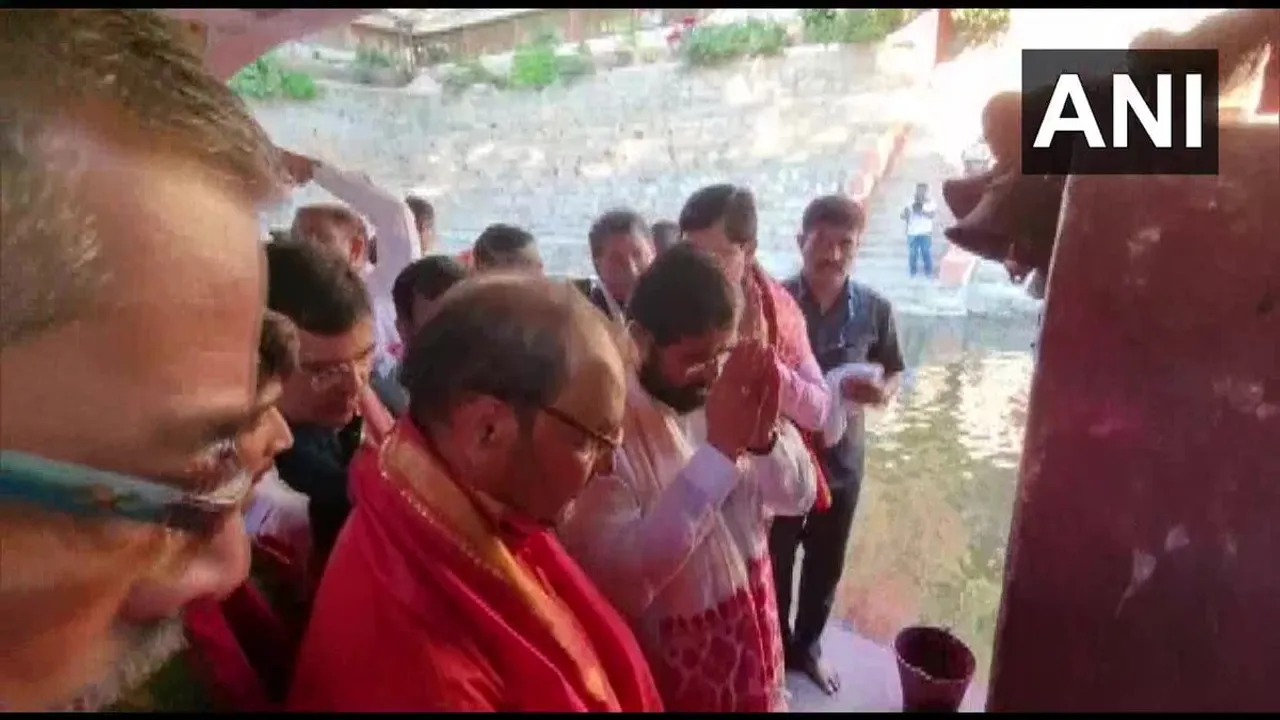 Maharashtra CM, MLAs Offer Prayers at Kamakhya Temple in Guwahati