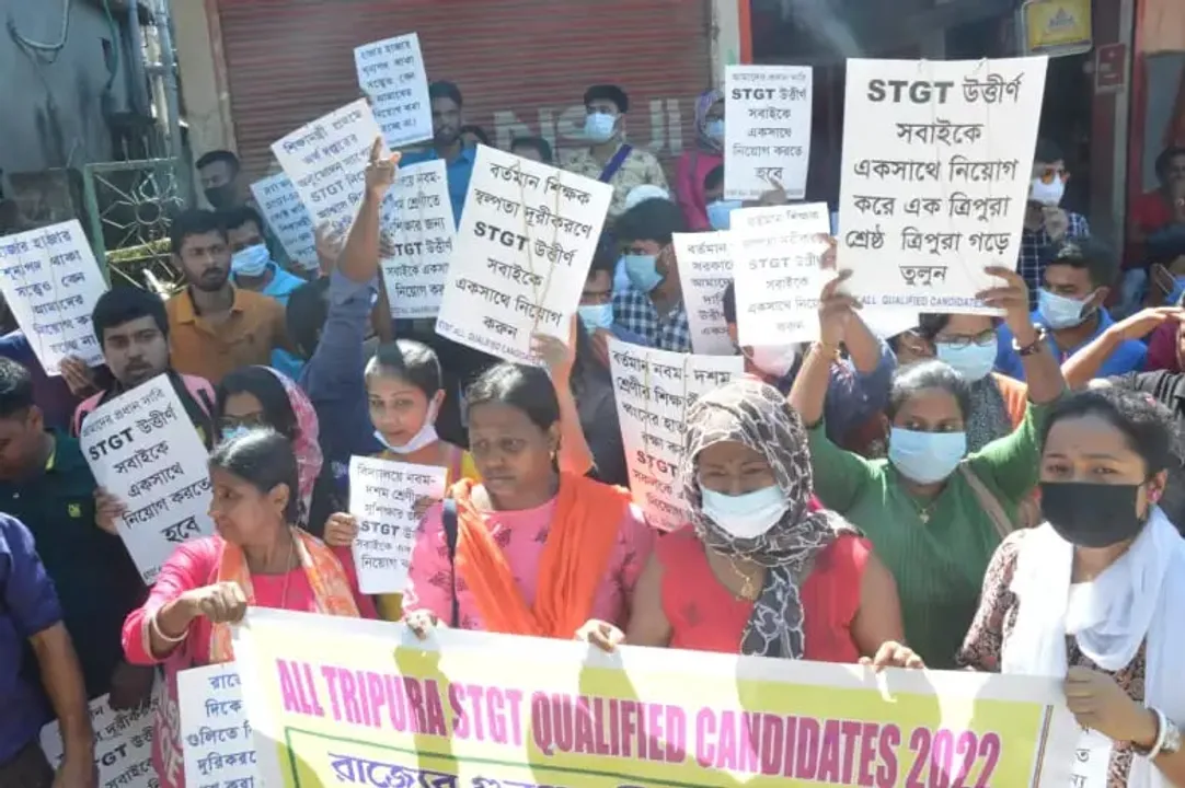 Tripura: Several Injured After Police Lathi-Charge Protesting Teachers